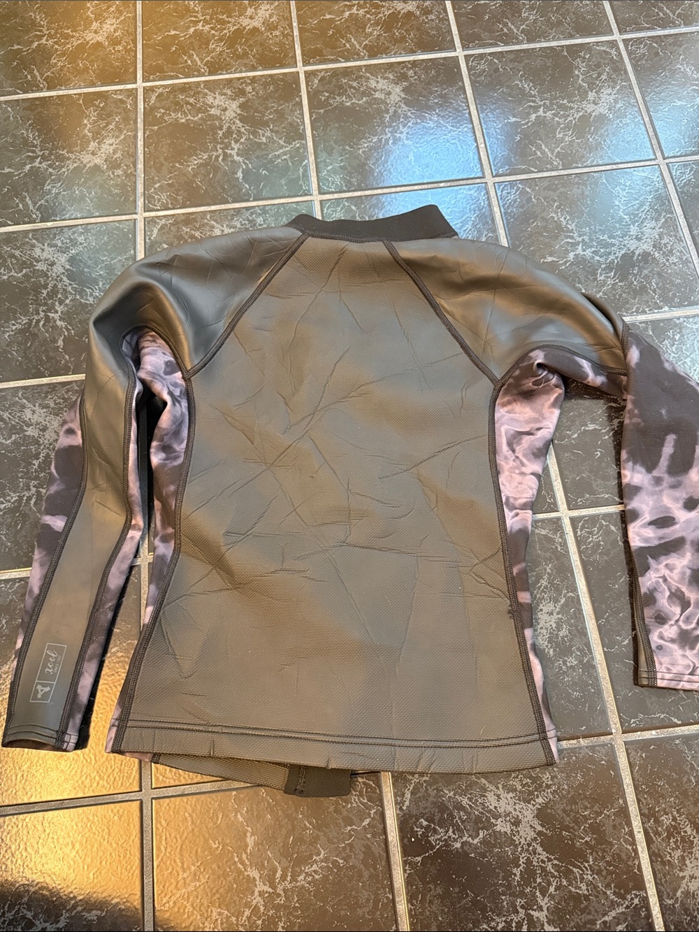 Black front zipper rash, guard top with Purple Tie-Dye Side Panels - Picture 5 of 5